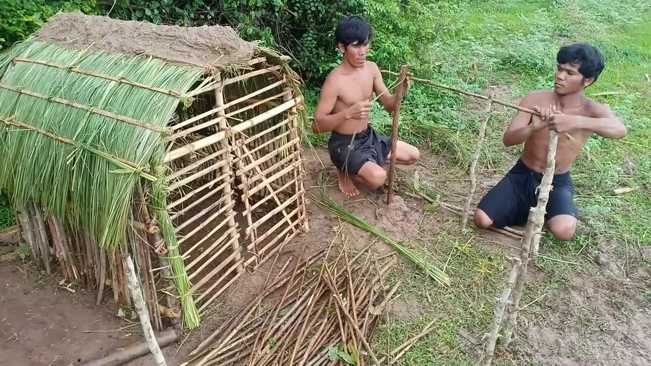 Primitive Building - Make Build a chicken house