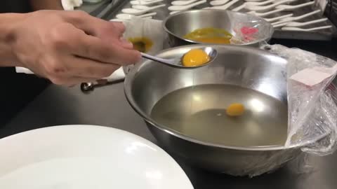Mango spherification 