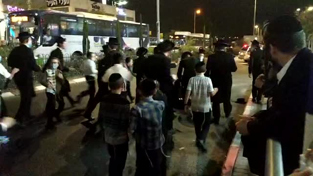 דחיפת המכונית