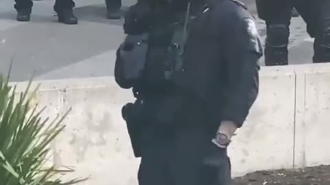 Additional on Australian police herding people into plaza and additional intimidation