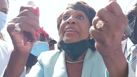 Maxine Waters Finds it Amusing When Telling Homeless to Go Home!