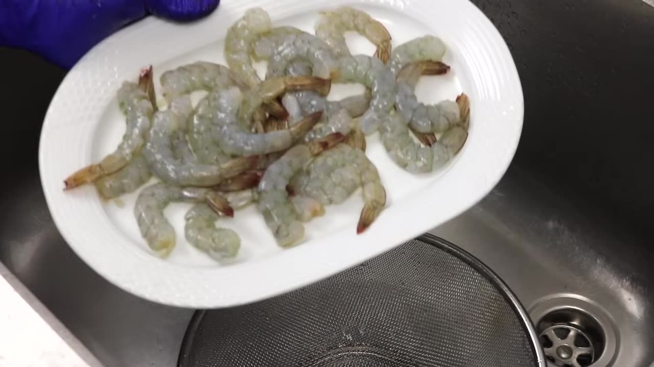 Cooking shrimp with this easy recipe will make them delicious!