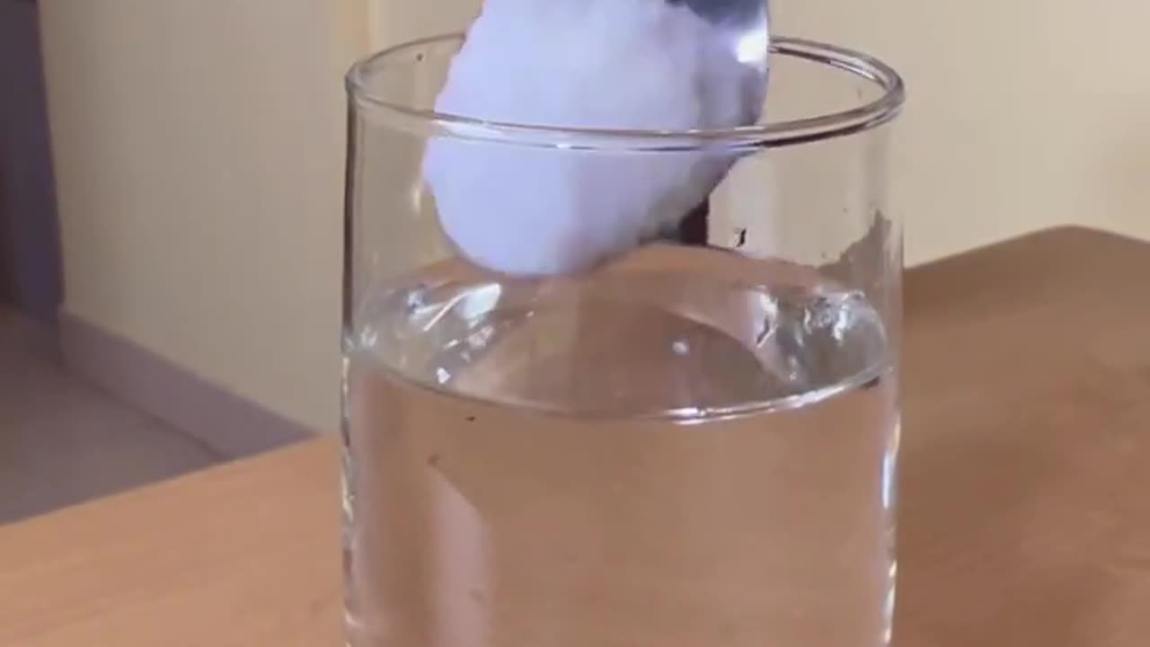 Simple science experiment please don't try to this experiment at home