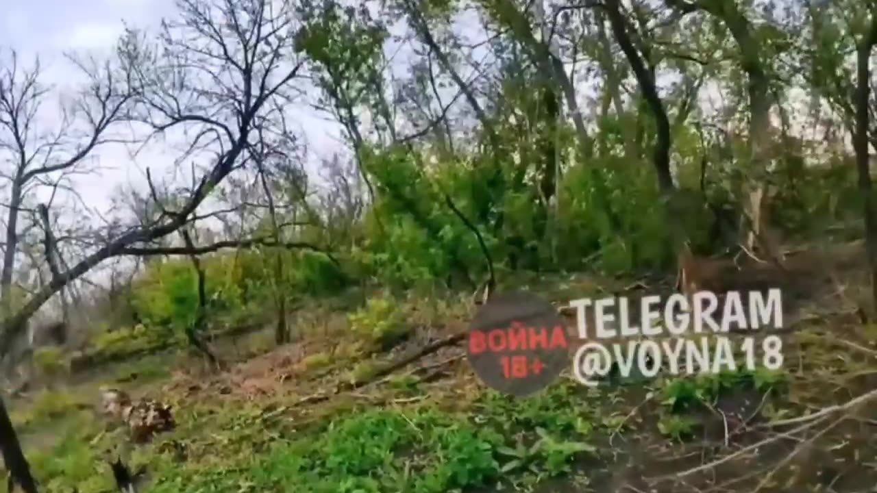 Bakhmut direction, Ukrainian fighters are clearing the landing.