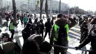 Russia detains protesters opposed to Ukraine invasion