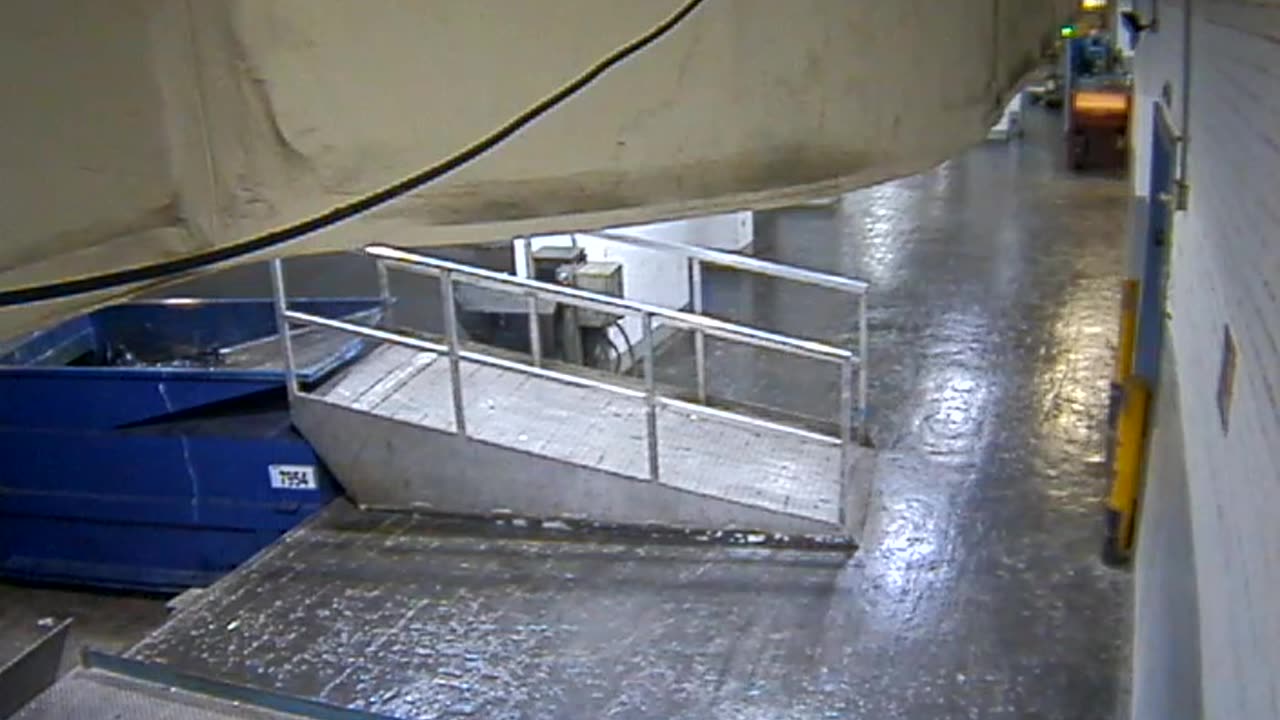 3803FHOBBALoadingDock_2021-01-06_06h40min01s043ms.mp4