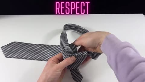 how to tie a tie