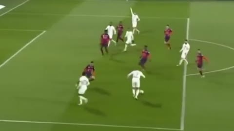 Messi once again performed an assist hat trick to become Ligue 1