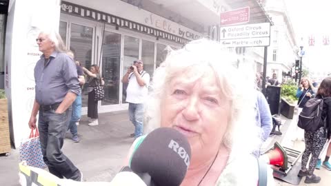 2 LADIES, SAVE THE CHILDREN PROTEST LONDON
