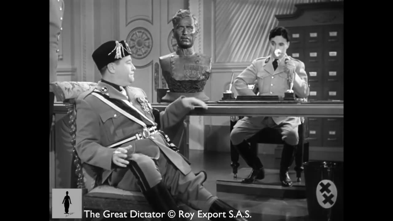 When Dictators Meet Scene ( The great dictator ) | Charlie Chaplin World