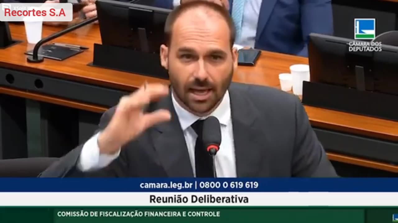 Recortes - Quando a verdade se impõe! Eduardo Bolsonaro mostra as mentiras e hipocrisias da esqueda