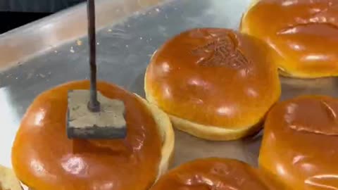 The Pepper Club Las Vegas BRADED BUN BURGER