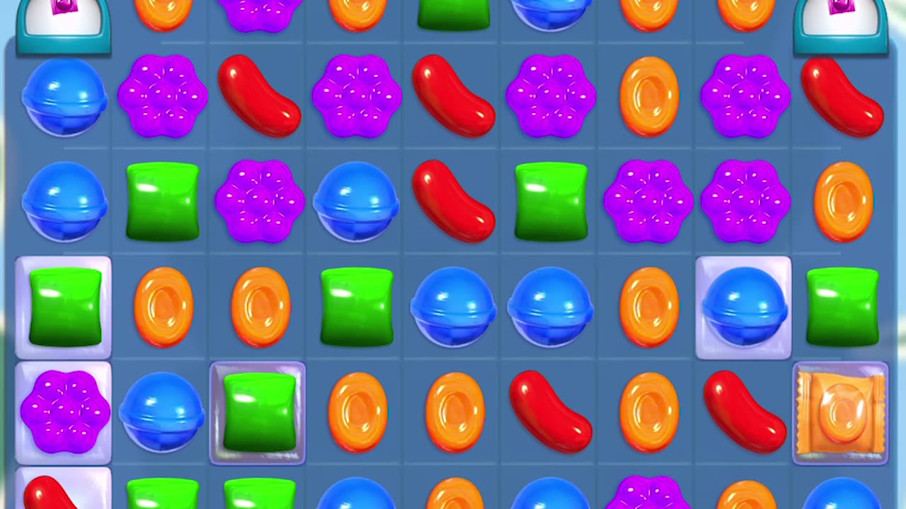 Candy crush: 13/4 gameplay (level 6221)