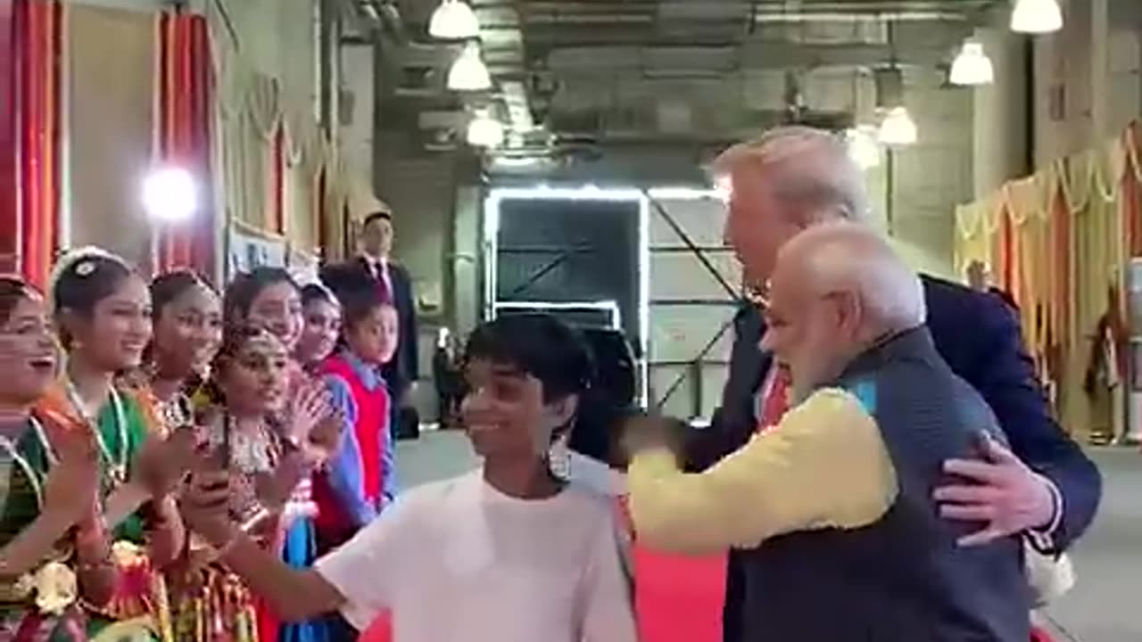 PM Modi & Trump interected group of youngster