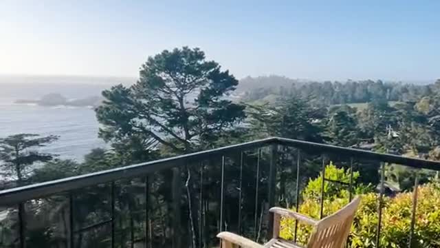This inn has views of CA's prettiest state park