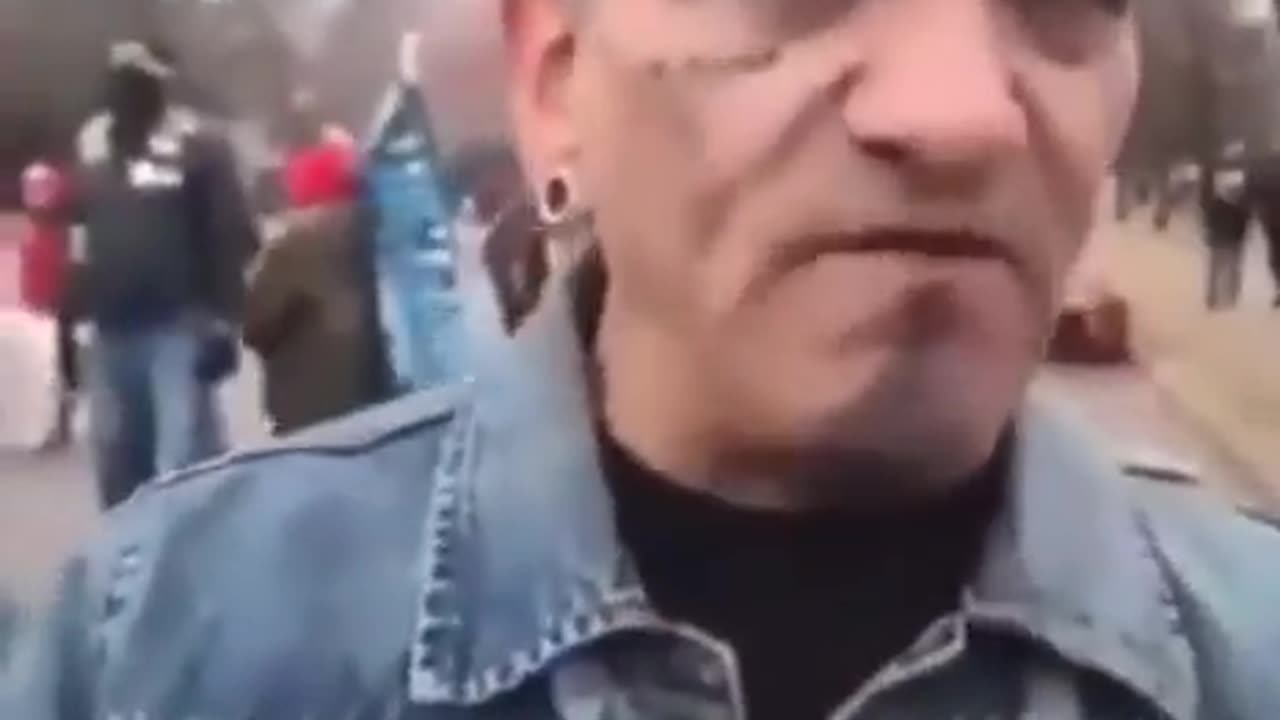 Fedsurrection BUSTED Again: Antifa Charter Busses Escorted By The POLICE!