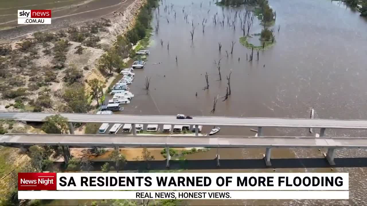 South Australian residents warned of more flooding