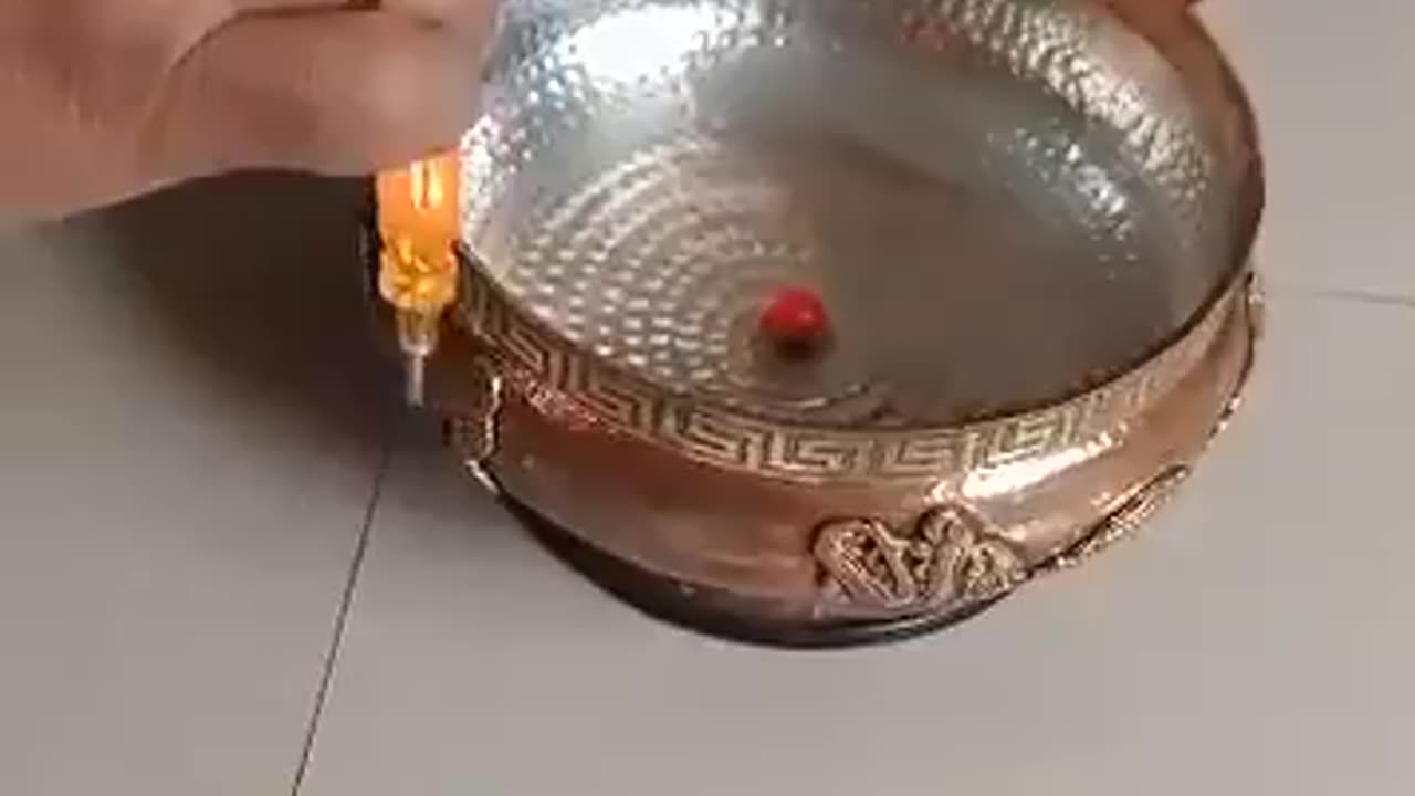 レッド・マーキュリー