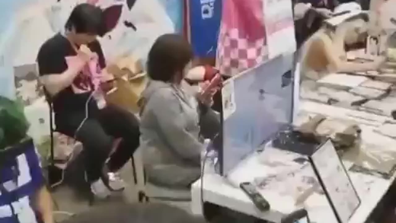 You Knew Perverts Were Gunna Get to VR First