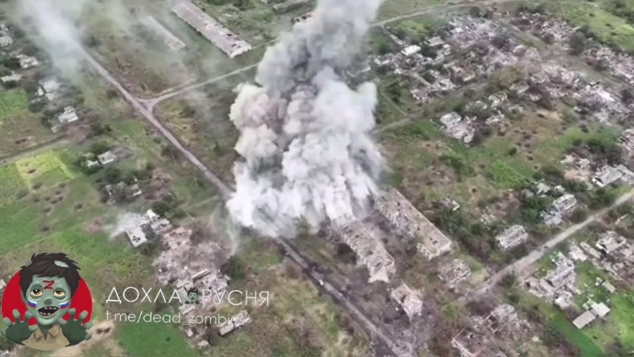 Incredible Footage of Ukrainian Airstrike on Occupied Urozhany