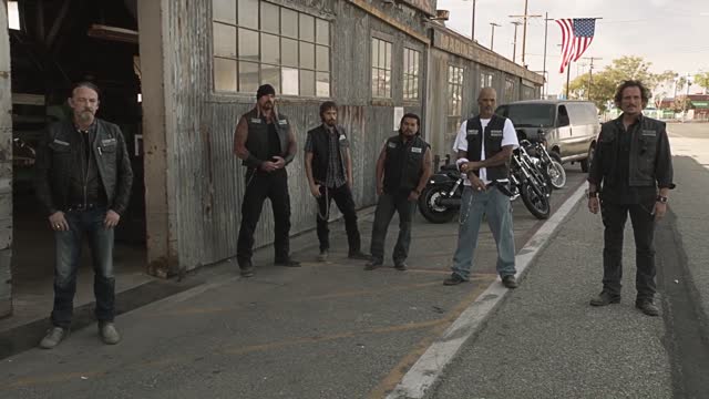 Yelawolf - Renegades ("Sons of Anarchy" video)