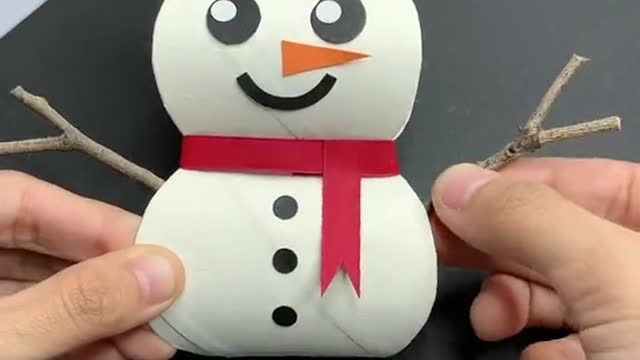 Make a cute snowman with paper