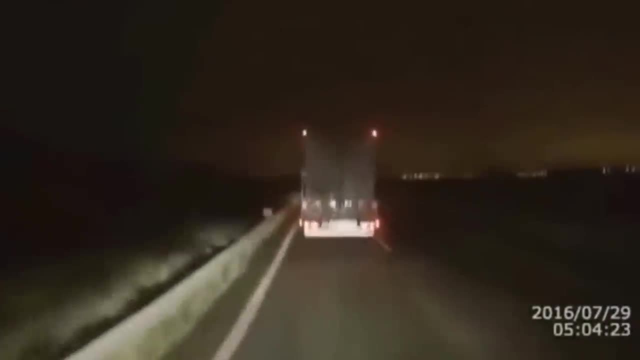 6 Most Disturbing Things Caught on Trucker Dashcam Footage!