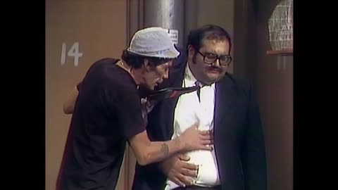 Chaves - Brincando de Atropelamento