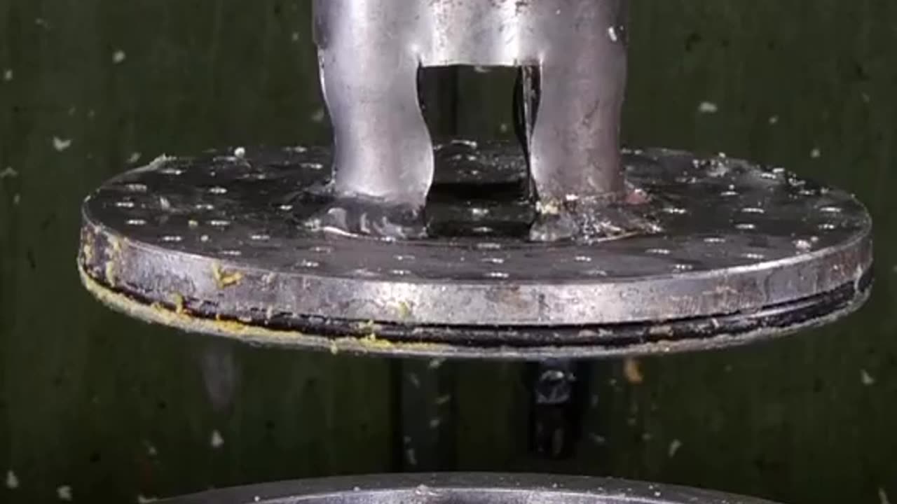 Hydraulic Press🤗 So Satisfying Video Clip calm Brian to sleep🧠😴