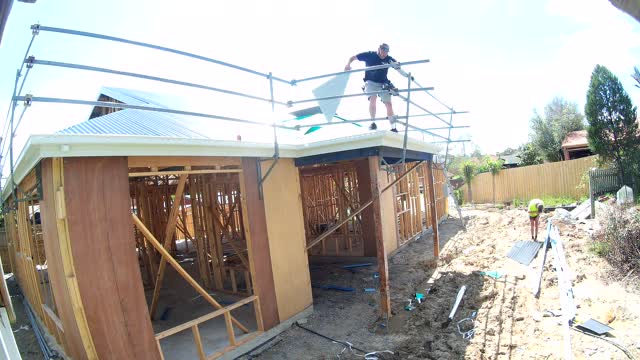 Time-Lapse - Amazing House Rebuild in 7 Minutes.