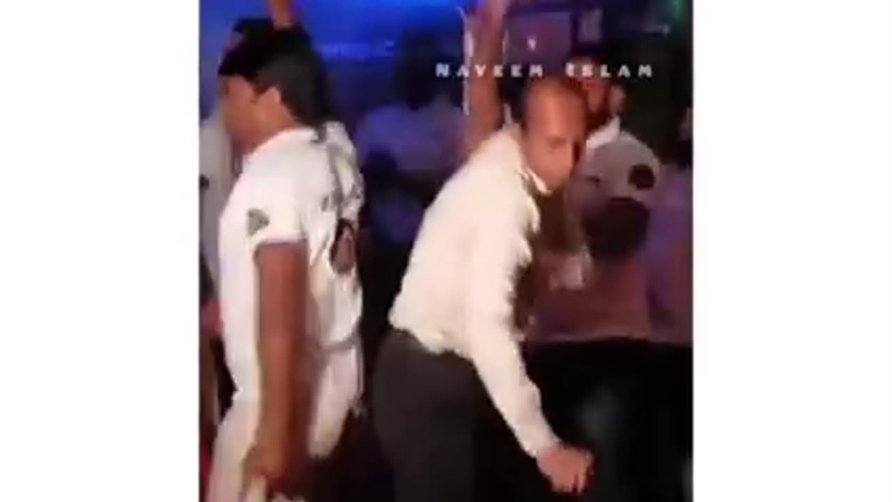 What a nice dance! I hope you have to laugh.