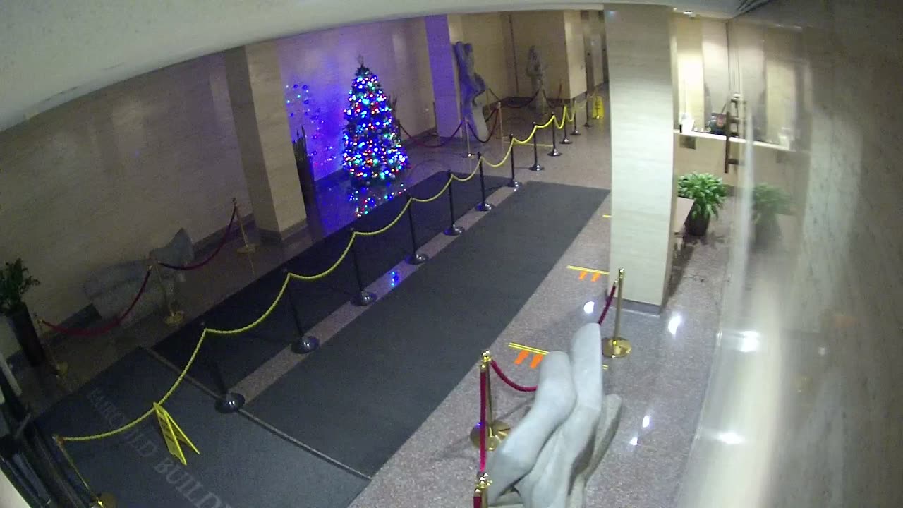 8002FCOB01MainLobby_2021-01-06_03h20min00s557ms.mp4