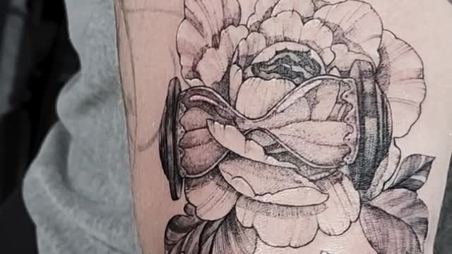 Tattoo- hourglass and peony