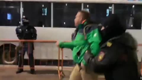 Arrest Putin, not me, damn it!