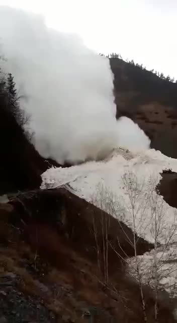 Massive Avalanches In Russia’s Dagestan Republic