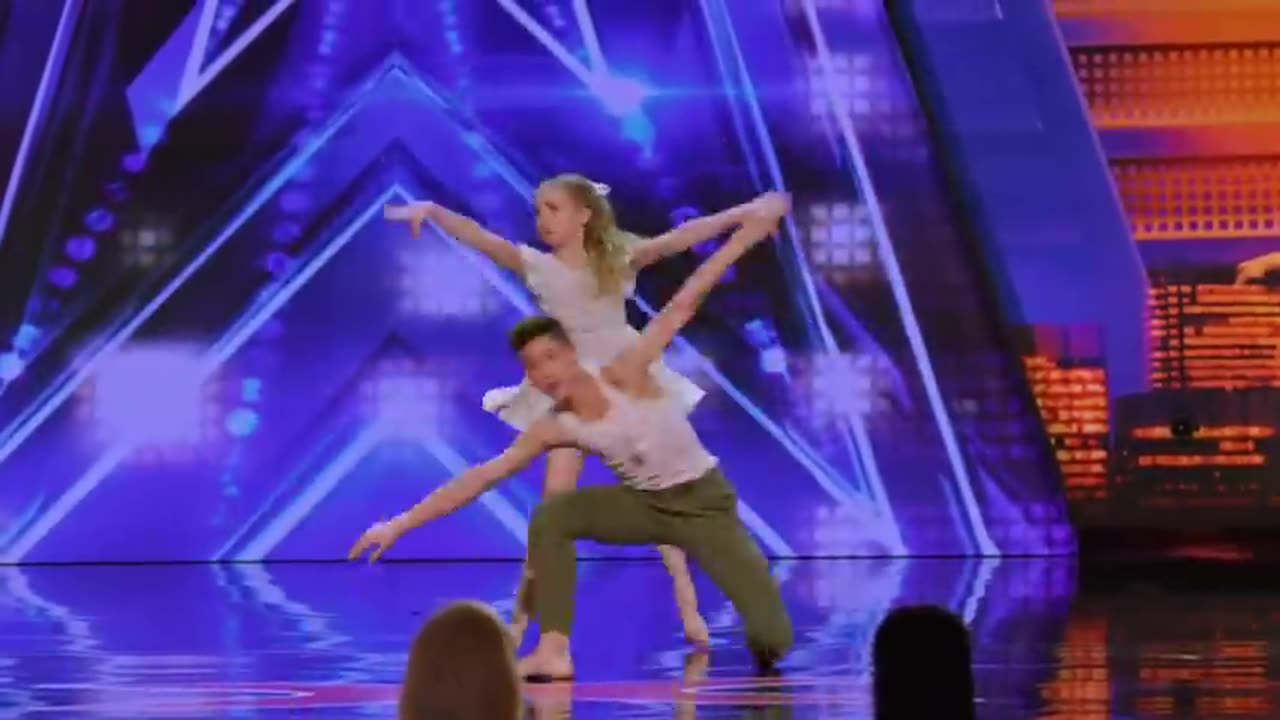 Kid Dancers Izzy and Easton Dazzle With Contemporary Dance - America's Got Talent