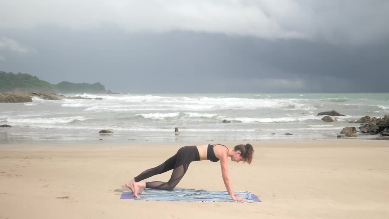 "Transform Your Body: Empowering Vinyasa Yoga for Weight Loss, Hips, and Core"