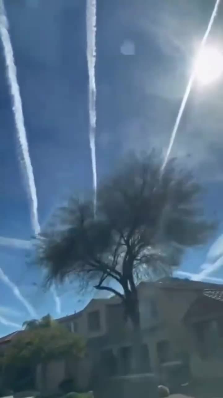 Chemtrails - Uma das teorias de conspiração mais visíveis ao olho humano