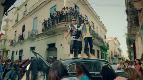 Gente de Zona - La Gozadera (Official Video) ft. Marc Anthony