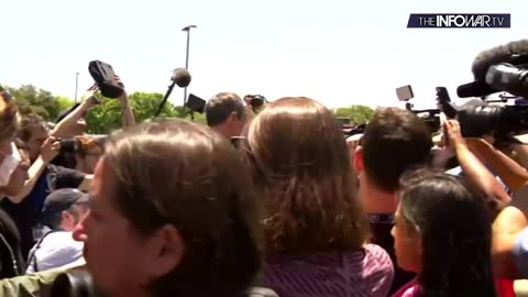 Beto Crashes Governor Abbott's Uvalde Shooting Press Conference