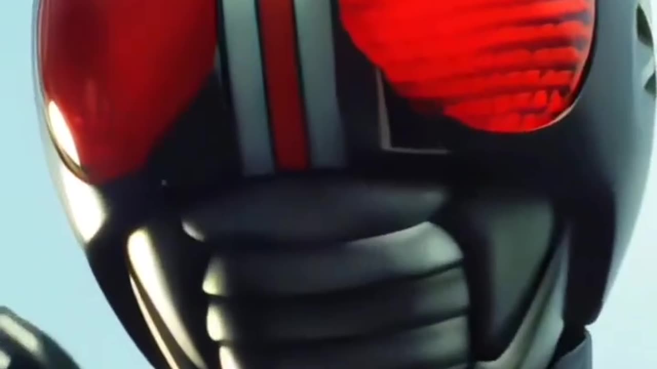TRANSFORMAÇÃO DE ISSAMU EM KAME RIDER BLACK