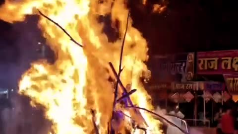 Holi Dahan festival celebrate for India in night ☺️🤗