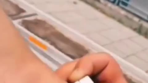 Vaccini magnetici: Test con potenti calamite al neodimio sul punto del vaccino