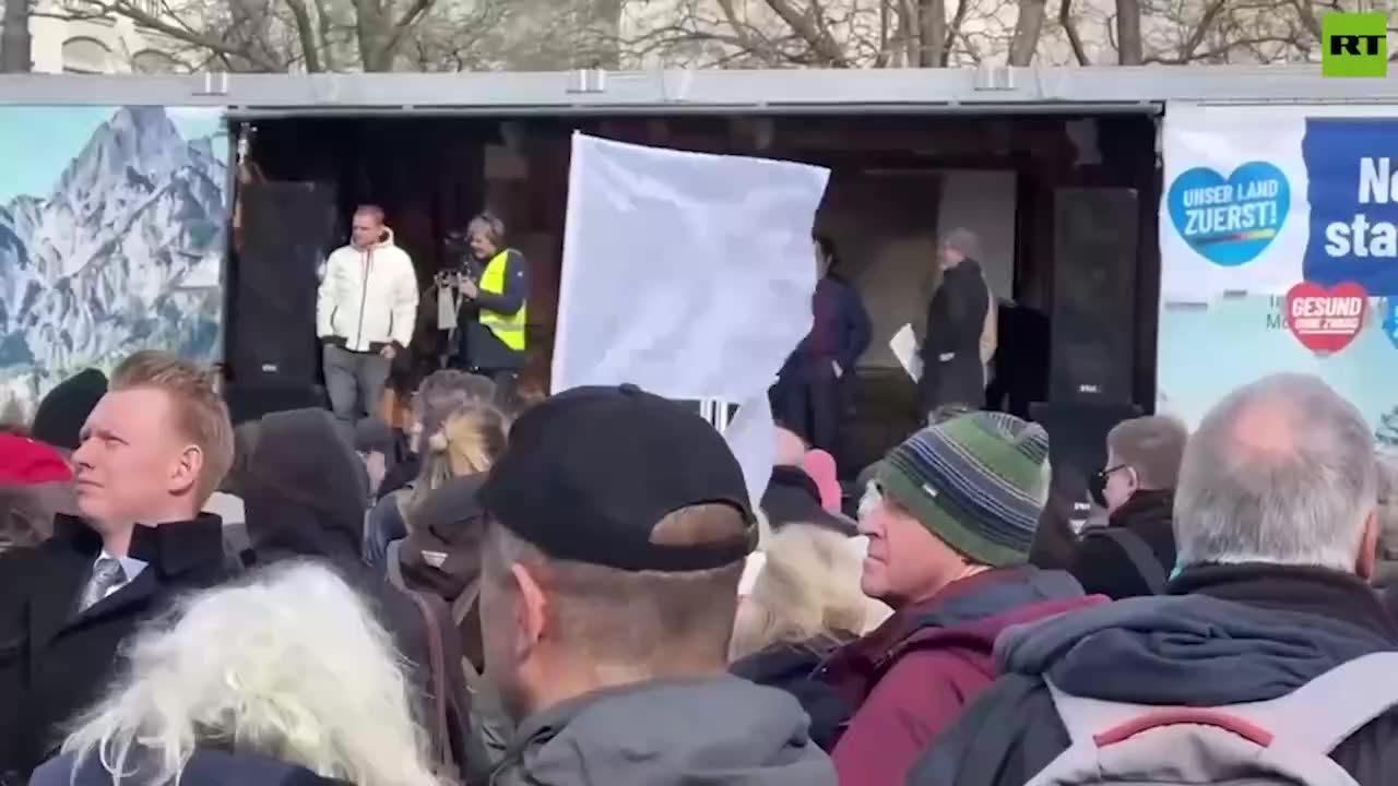 🇩🇪 In Munich, people took to the streets