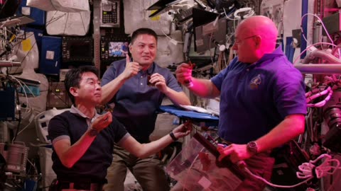 FOODS INSIDE OF SPACE IN NASA