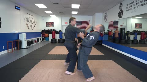 An example of the American Kenpo technique Raining Claw