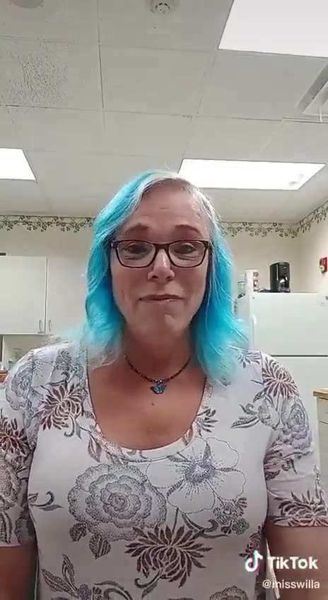 'Transgender Woman Extraordinaire' Gets Emotional About Gutting Off 'Her' Shenis