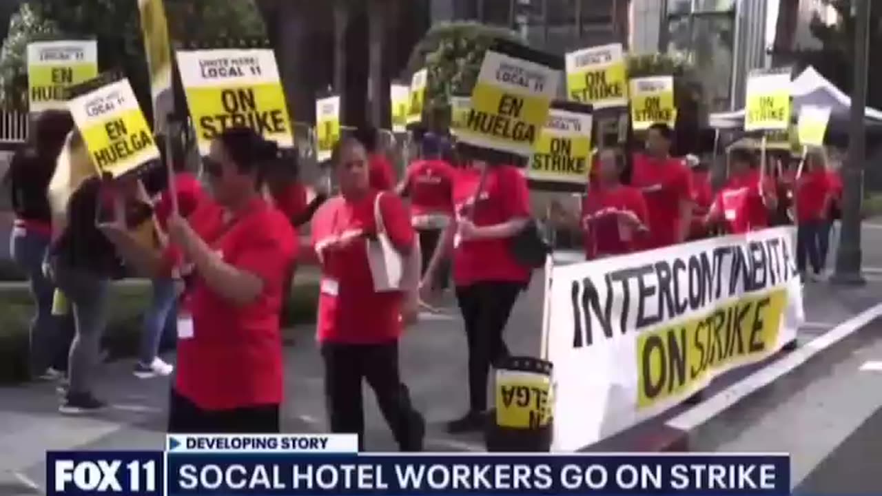 Thousands of hospitality workers went on strike in LA👀