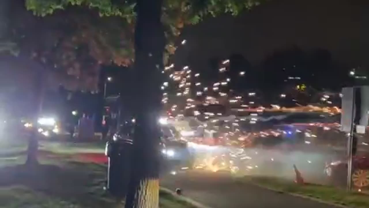 Somalis Launch Fireworks at Police -- in Minneapolis