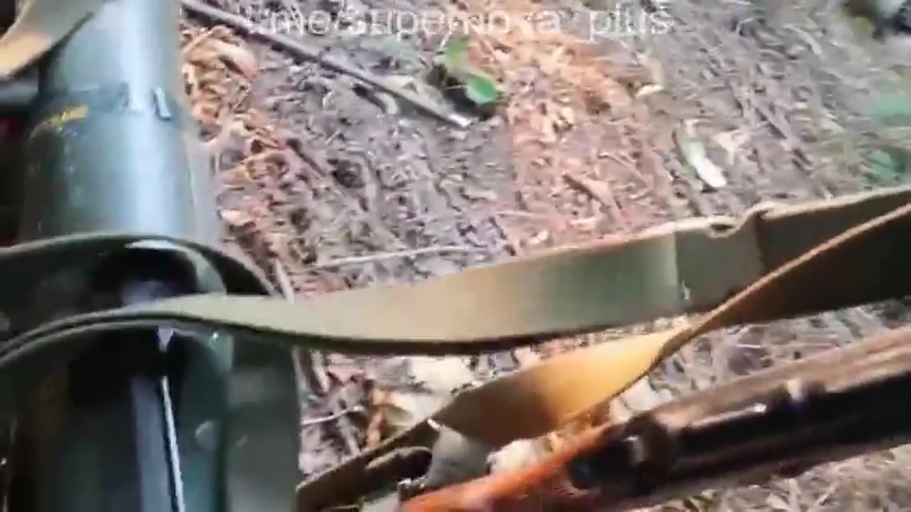 🚬 Ukrainian Soldier Enjoys a Cigarette While Under Fire | Real Combat Footage